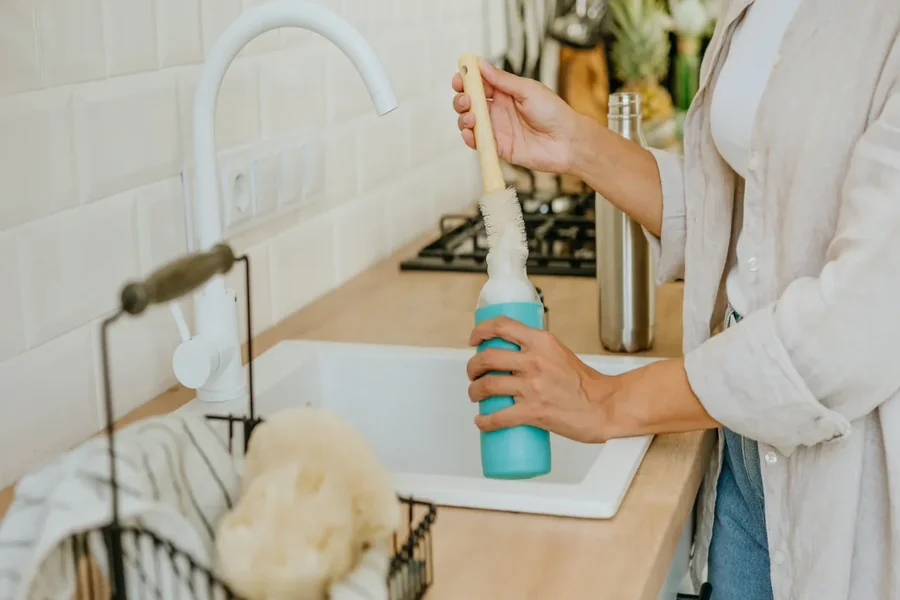 How to Clean Water Bottles with Straws Properly Clean